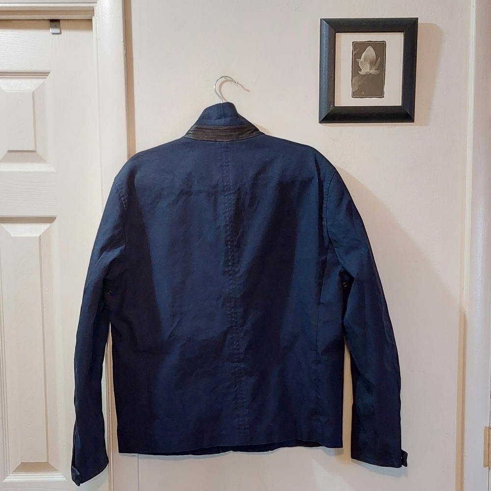 Vince Navy Zip-Front Lightweight Jacket - Picture 2 of 14